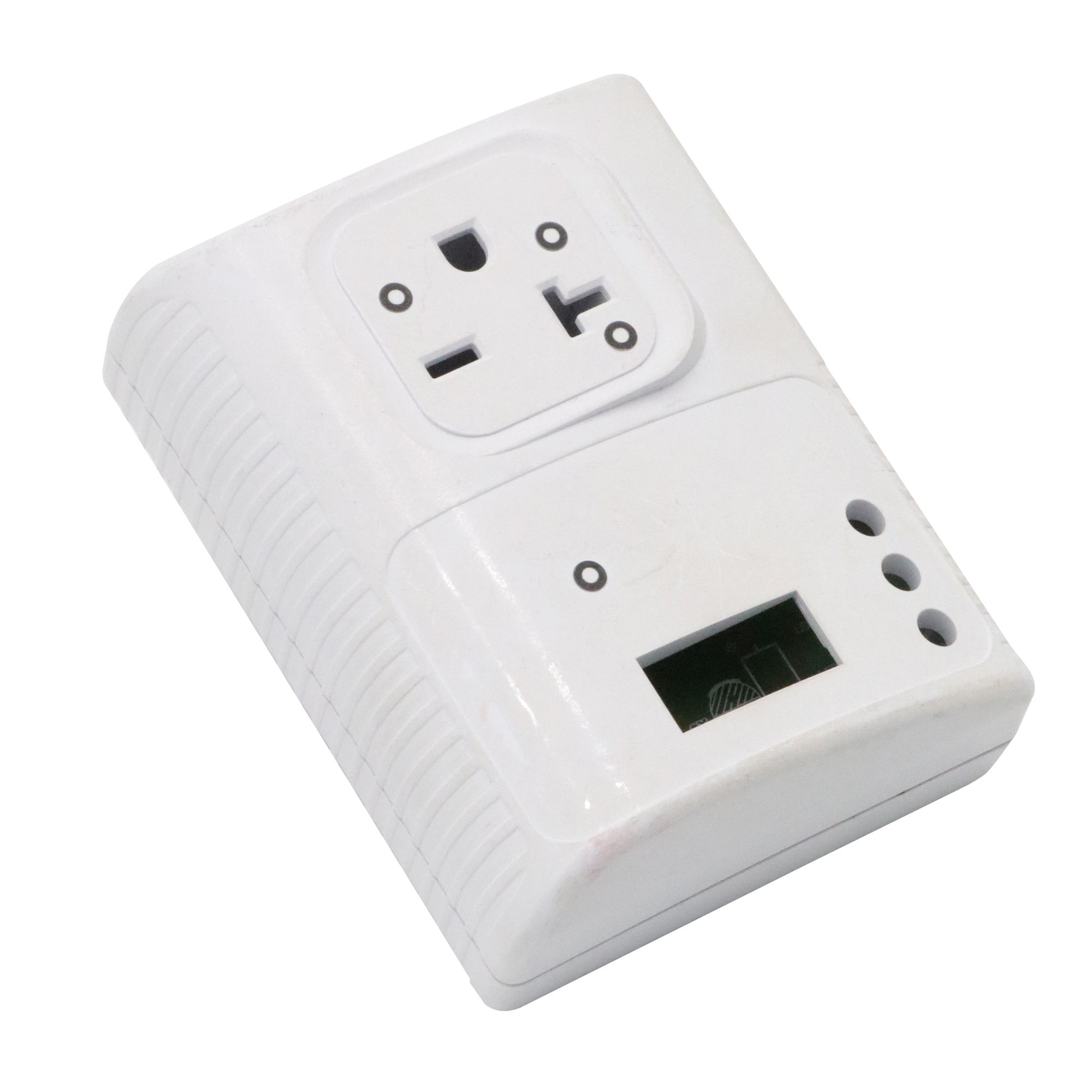 China Factory Protector Low Battery Voltage Protector Electronic Equipment Voltage Current Protector 220v AC Power Socket System