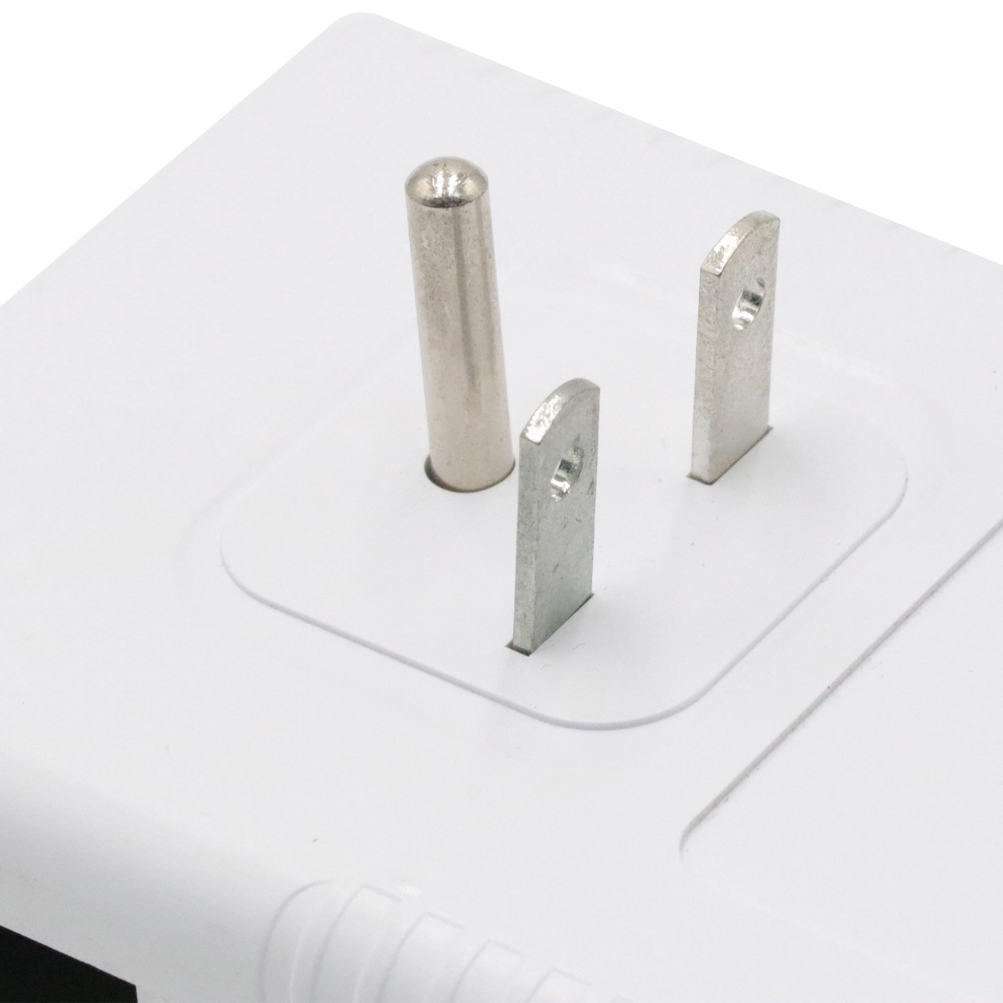 Household Refrigerator Air Conditioner Voltage Protectors High and Low Voltage Surge Protectors AC