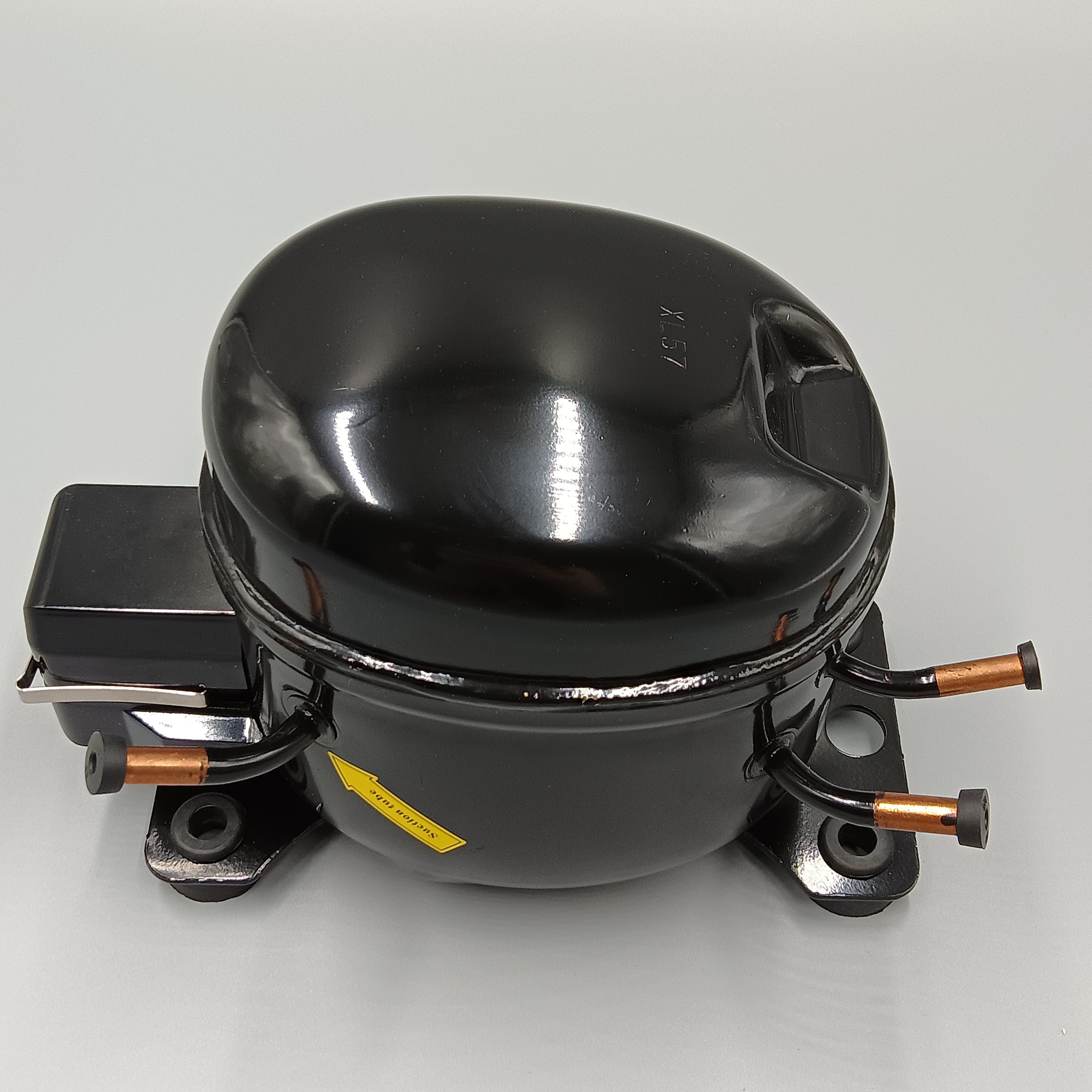 High Efficiency R600A DC Compressor Good Price 12v 24V Refrigerator Compressor Size for Car Refrigerator Freezer